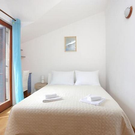 Holiday Home Mons Aureus Gornje Sitno 外观 照片