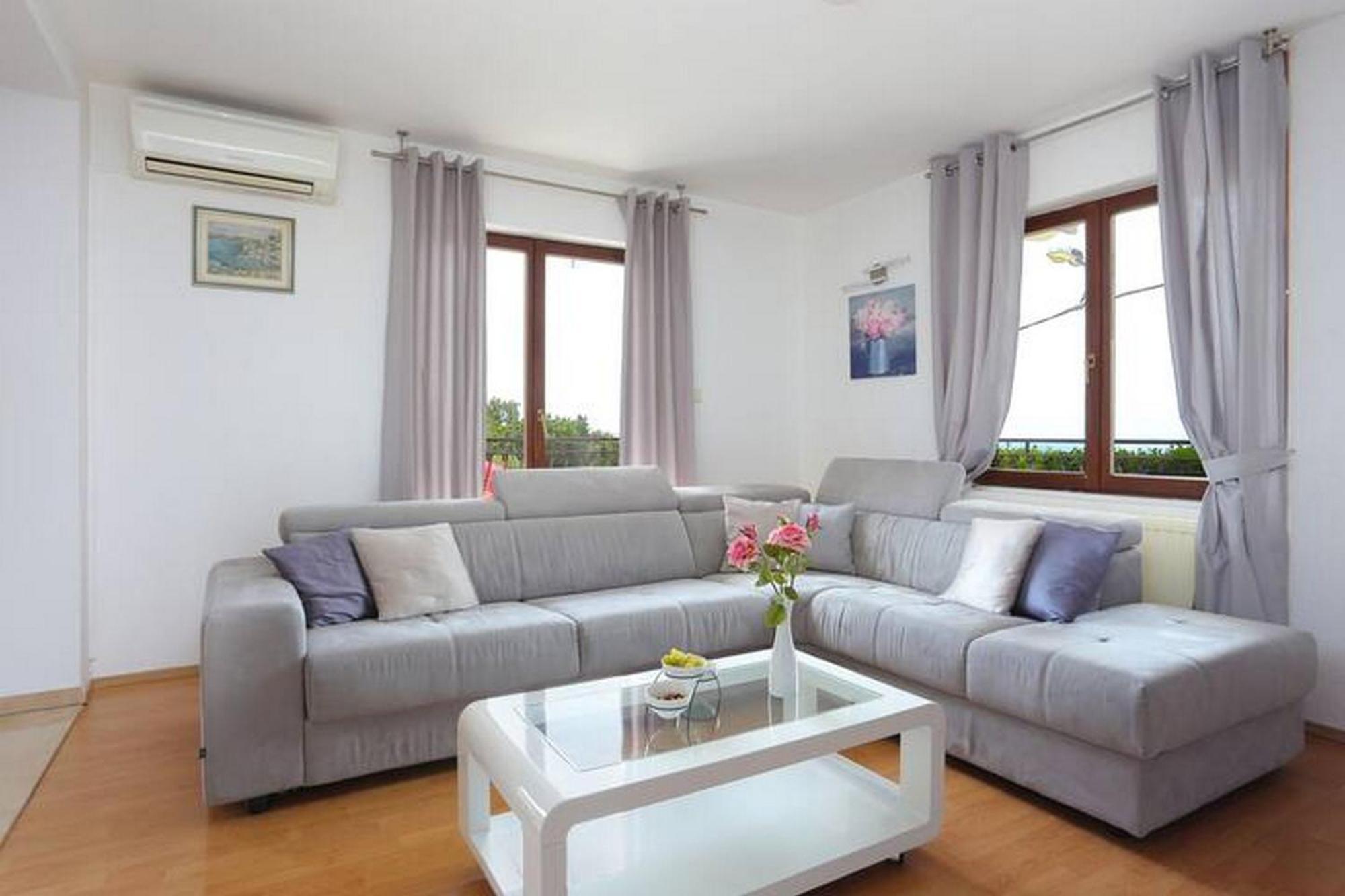 Holiday Home Mons Aureus Gornje Sitno 外观 照片