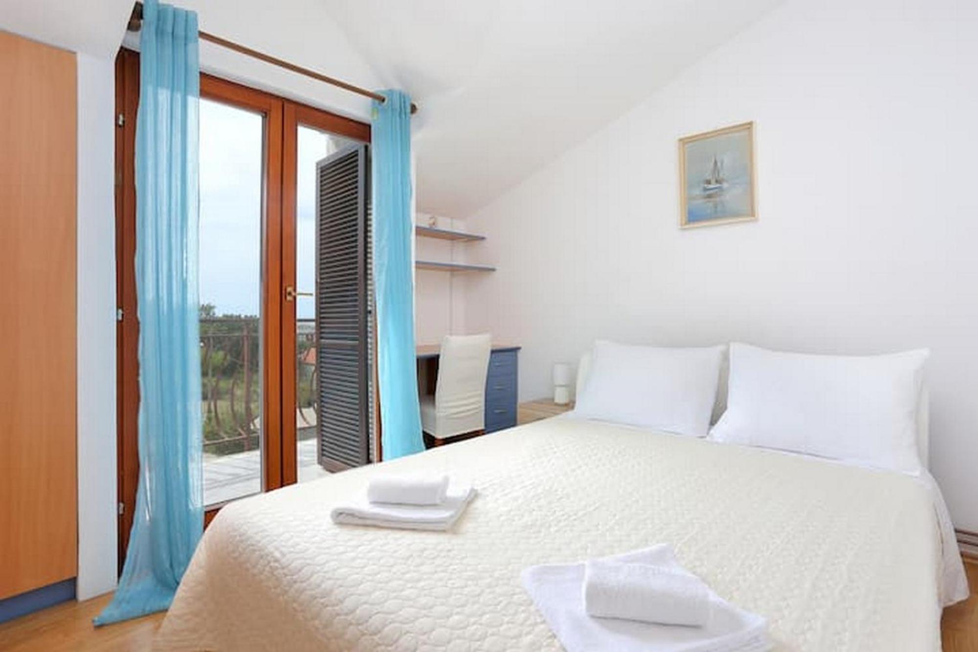 Holiday Home Mons Aureus Gornje Sitno 外观 照片