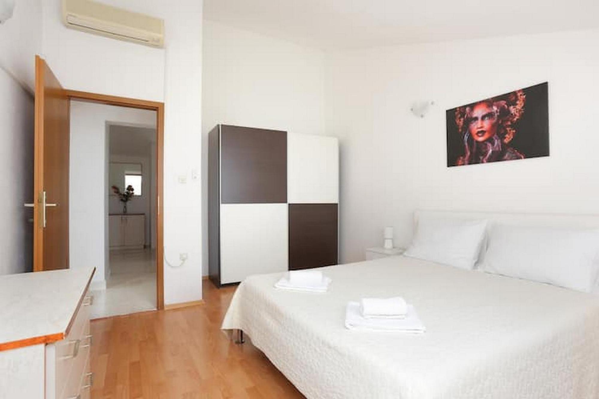 Holiday Home Mons Aureus Gornje Sitno 外观 照片