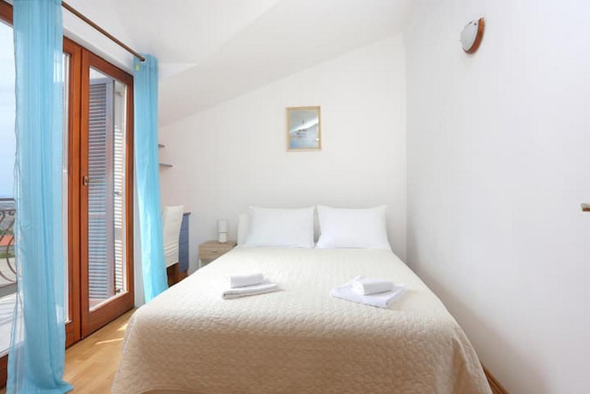 Holiday Home Mons Aureus Gornje Sitno 外观 照片